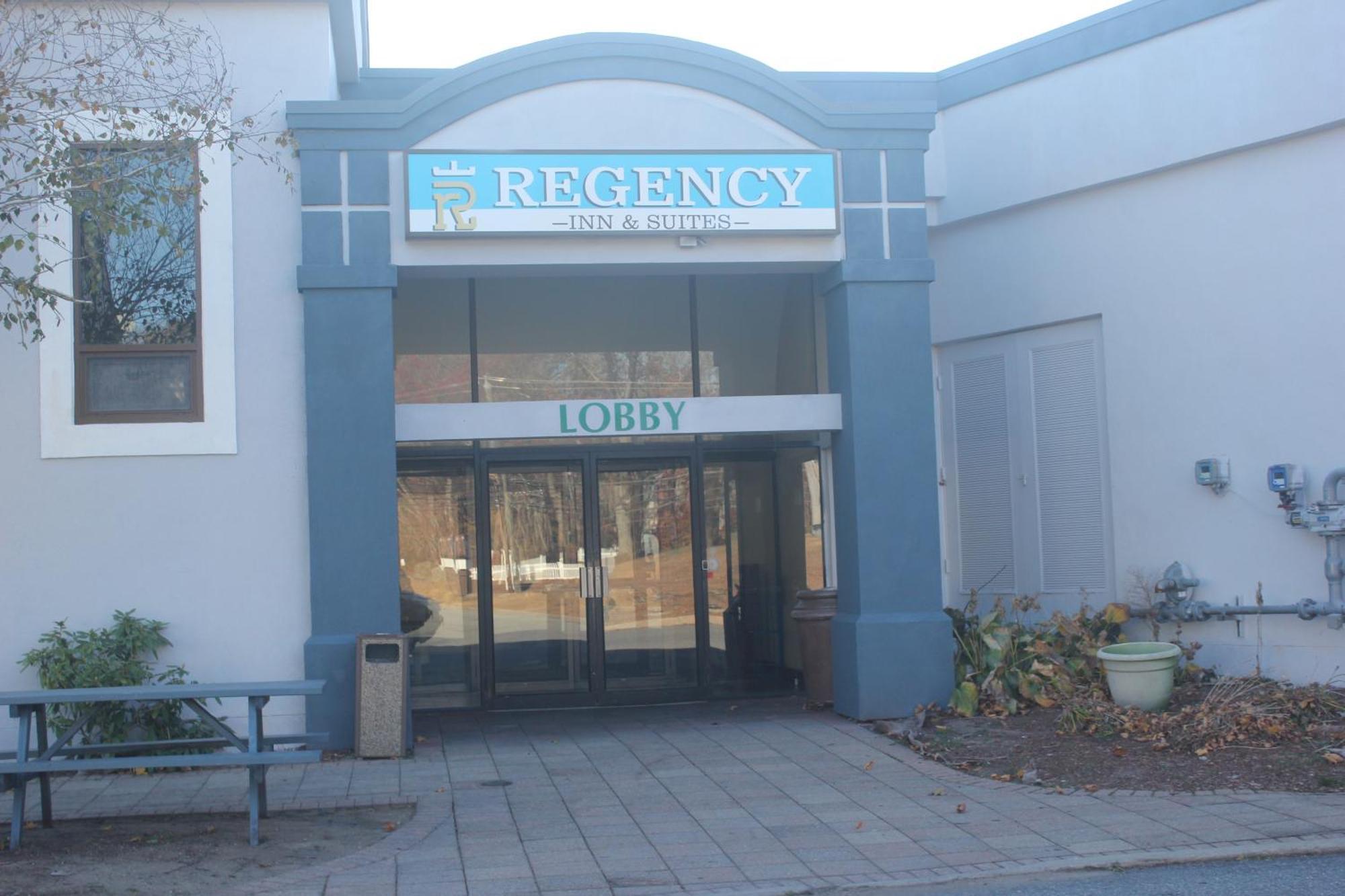Regency Inn & Suites New London Mystic المظهر الخارجي الصورة